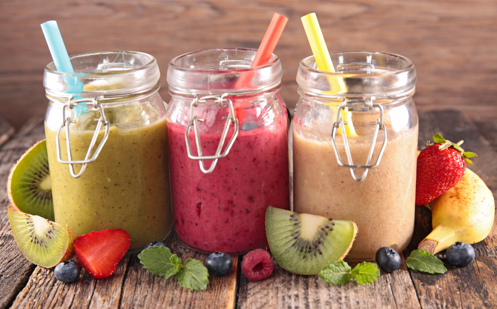 11 Delicious Homemade Meal Replacement Shakes Recipes